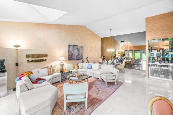 Versailles Court At The Fountains Country Club, 4746 Fountains Dr S, Lake Worth, Florida 33467, image 1