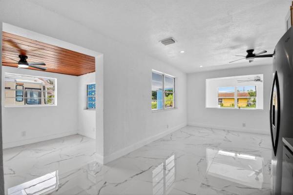 Inlet City, 1249 W 7th St, Riviera Beach, Florida 33404, image 1
