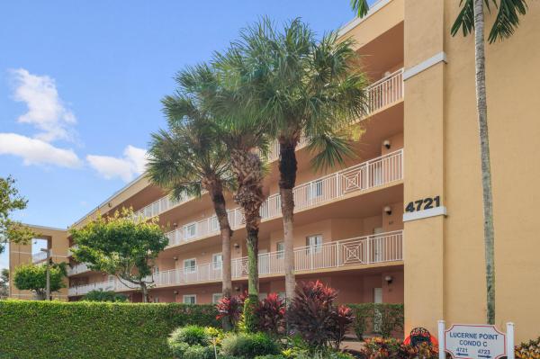 4721 Lucerne Lakes Blvd E 744, Lake Worth, Florida 33467, image 1
