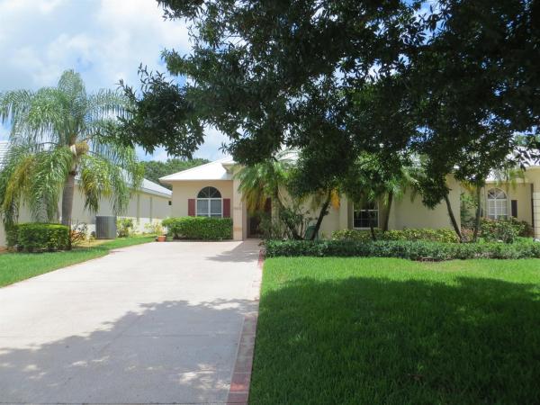 Meadowood Golf & Tennis Club, 9418 Poinciana Ct, Fort Pierce, Florida 34951, image 1