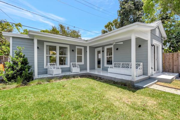 Lake Worth Town, 220 S L St, Lake Worth Beach, Florida 33460, image 1