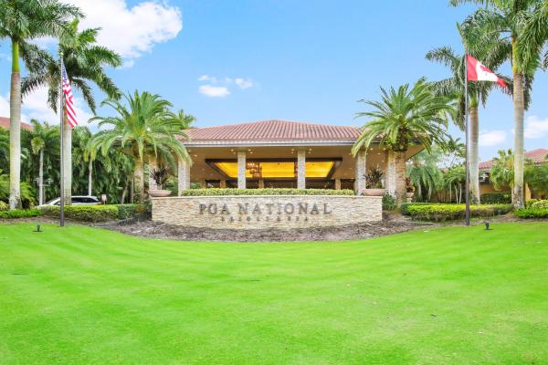 Golf Villas, 111 Brackenwood Rd, Palm Beach Gardens, Florida 33418, image 1