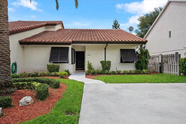 Lakeside Shores, 1419 Riverside Cir, Wellington, Florida 33414, image 1