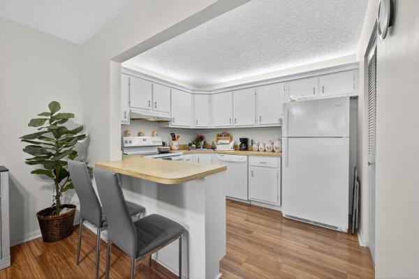 340 Pine Ridge Cir #B-2, Greenacres, Florida 33463, image 1