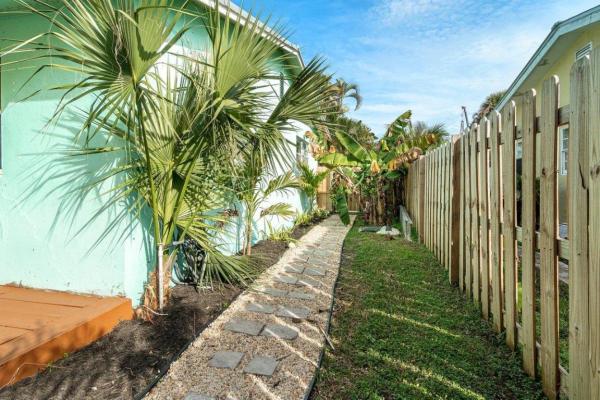 Trade Winds Estates, 3118 Pierson Dr, Delray Beach, Florida 33483, image 1