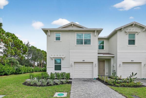 Veranda Landing, 301 SE Crossoak Ln, Port St. Lucie, Florida 34984, image 1