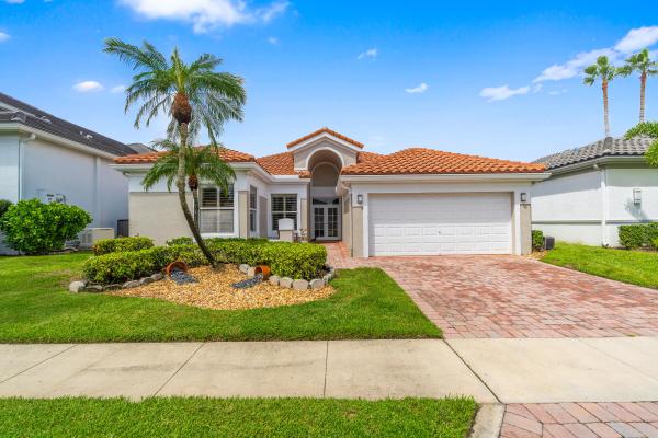 Regents Square Of Woodfield Country Club, 5651 Regency Cir W, Boca Raton, Florida 33496, image 1