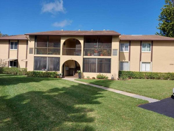 Pine Ridge South 2, 208 Pine Hov Cir #A-2, Greenacres, Florida 33463, image 1