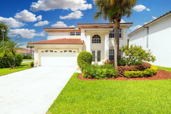Hidden Lake, 10652 Buttonwood Lake Dr, Boca Raton, Florida 33498, image 1