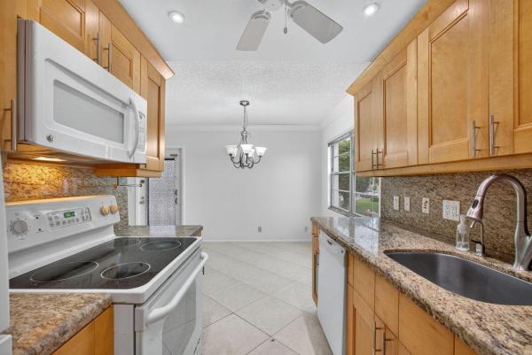 2020 Cornwall A, Boca Raton, Florida 33434, image 2
