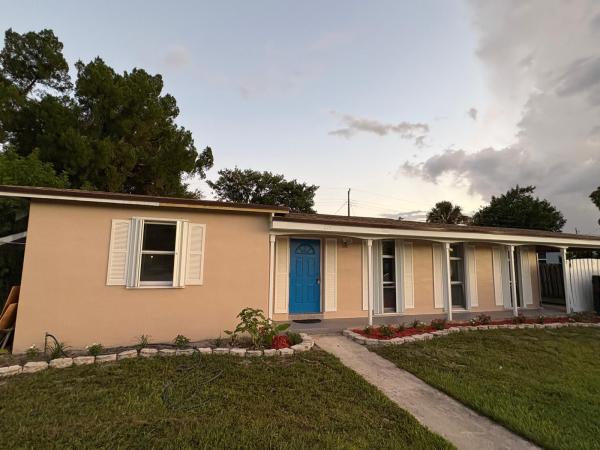 River Park, 216 NE Prima Vista Blvd, Port St. Lucie, Florida 34983, image 1
