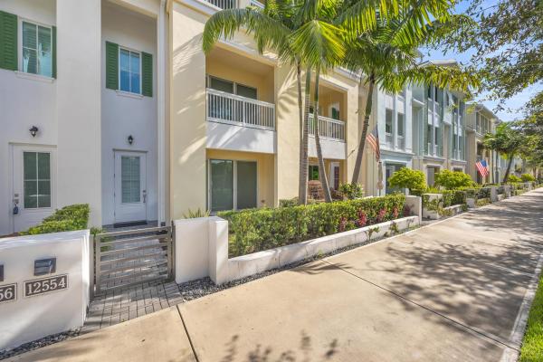 Alton, 12554 Gross Pointe Dr, Palm Beach Gardens, Florida 33418, image 1