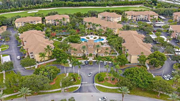 6466 Emerald Dunes Dr 207, West Palm Beach, Florida 33411, image 1