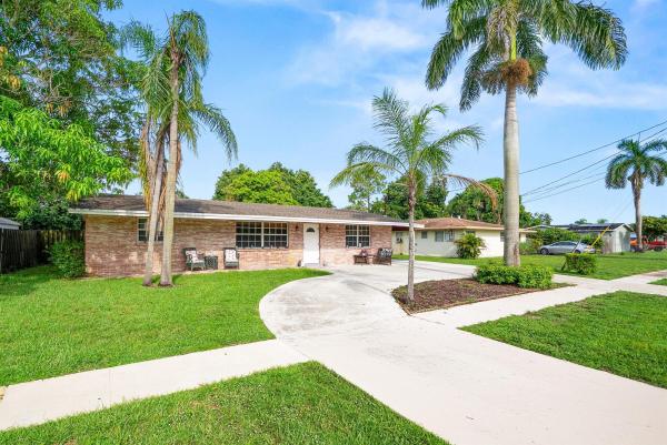 Polo Club Estates, 1439 Rose Cir, West Palm Beach, Florida 33406, image 1