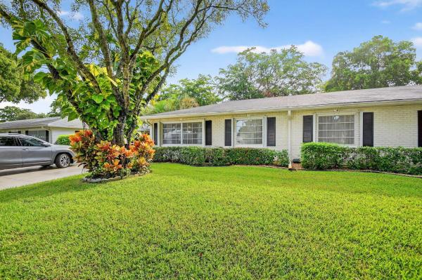 Limetree, 10160 44th Dr S, Boynton Beach, Florida 33436, image 1