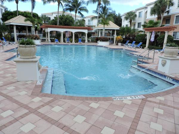 7305 Myrtlewood Cir W, Palm Beach Gardens, Florida 33418, image 1