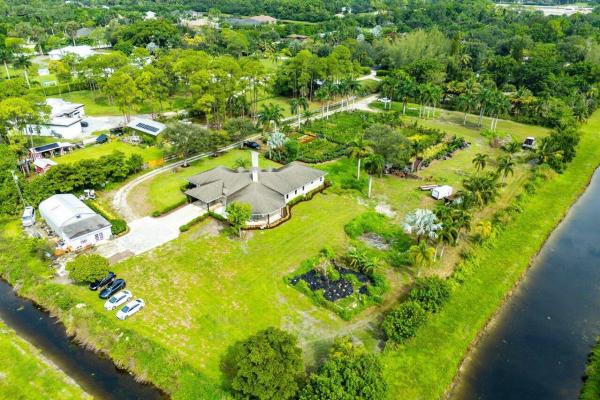 7437 Saddle Rd, Lake Worth, Florida 33463, image 1
