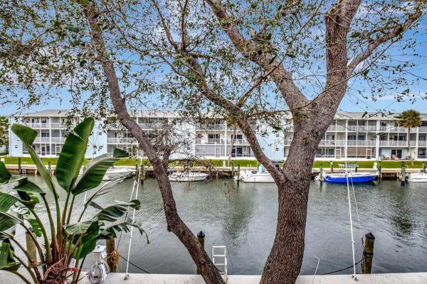 Bay Reach, 1125 Lake Shore Dr 203, Lake Park, Florida 33408, image 1