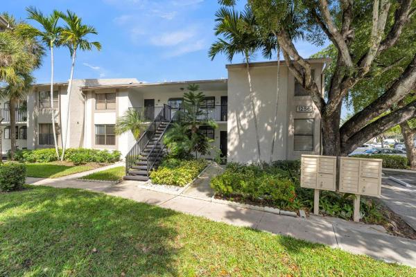 Villas At Meadow Lakes, 1256 S Military Trl 915 ##915, Deerfield Beach, Florida 33442, image 1