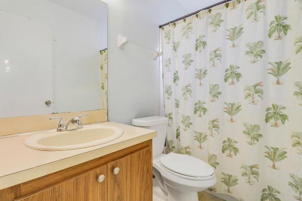 128 Sherwood Cir 13b, Jupiter, Florida 33458, image 1