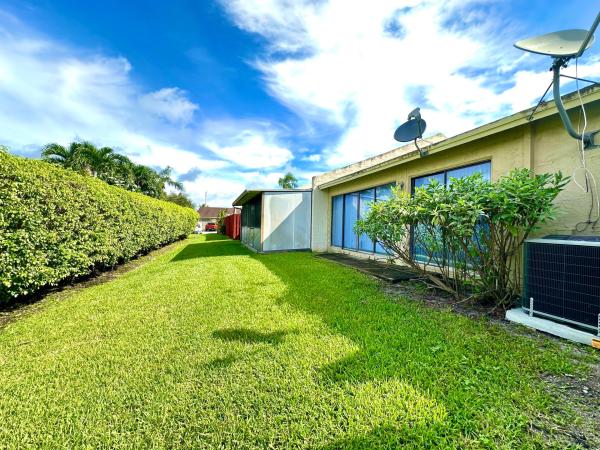 Boca Bend West, 10128 Boca Bnd E #C2, Boca Raton, Florida 33428, image 2