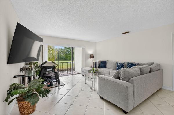 The Horizons Of Boca Lago, 21988 Cypress Dr #43f, Boca Raton, Florida 33433, image 1