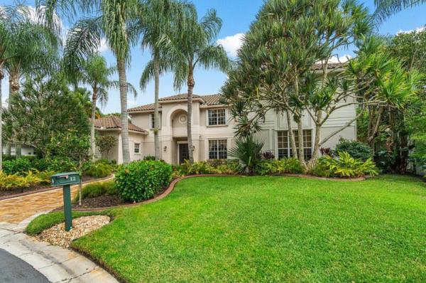 The Island, 12 Martinique Cv, Palm Beach Gardens, Florida 33418, image 1