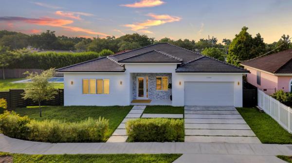 Lincoln City, 21205 Ingraham Avenue Rd, Cutler Bay, Florida 33189, image 1