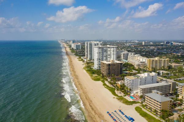 Pompano Beach Highlands, 4141 NE 16th Ave, Pompano Beach, Florida 33064, image 1