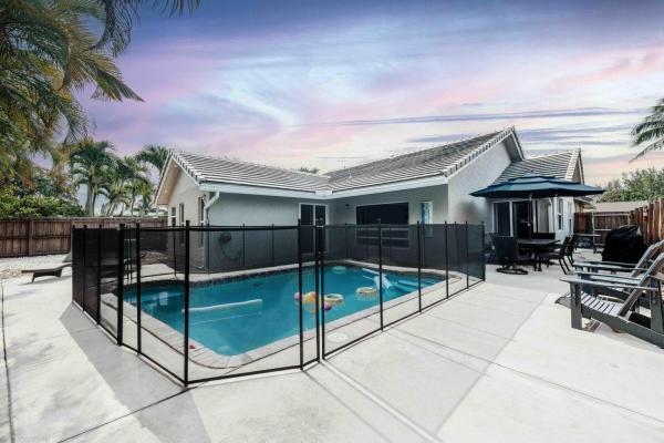 Silverwoods, 7515 Silver Woods Ct, Boca Raton, Florida 33433, image 1