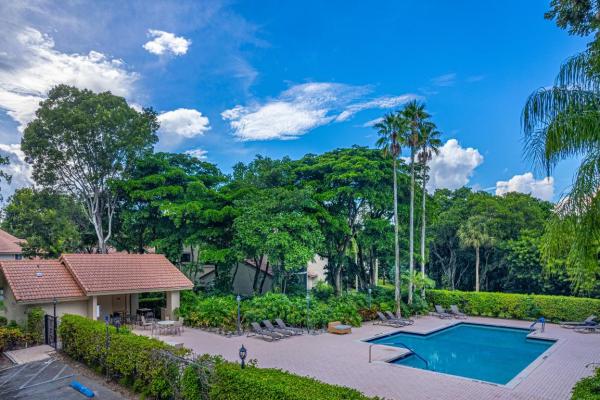 Coach Houses Of Town Place, 5600 Coach House Cir #G, Boca Raton, Florida 33486, image 3