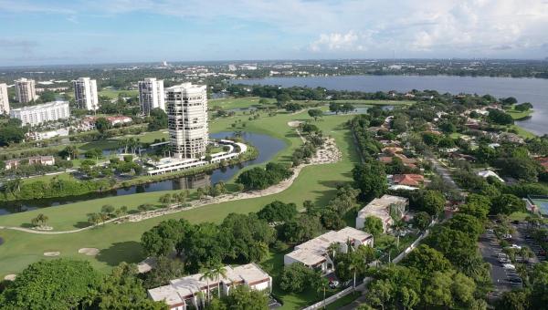 Garden Court Villas, 1739 Embassy Dr 202, West Palm Beach, Florida 33401, image 1