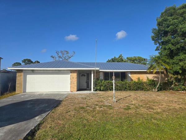 Riverview, 427 SE Galleon Ln, Port St. Lucie, Florida 34983, image 1