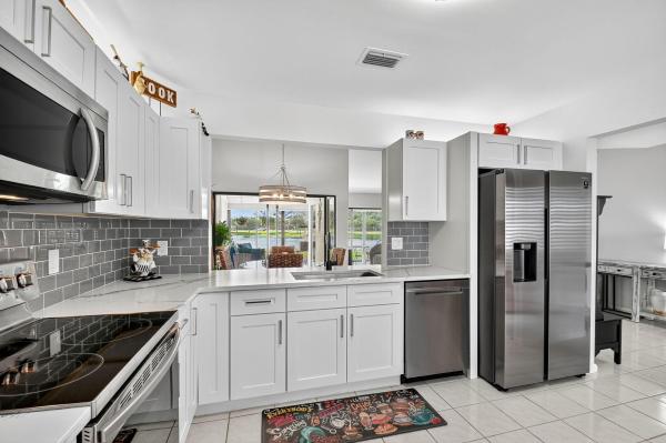 The Landings At Aberdeen, 5710 Parkwalk Cir E, Boynton Beach, Florida 33472, image 1