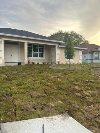 Hidden Oaks, 900 SW Versailles Ave, Port St. Lucie, Florida 34953, image 1