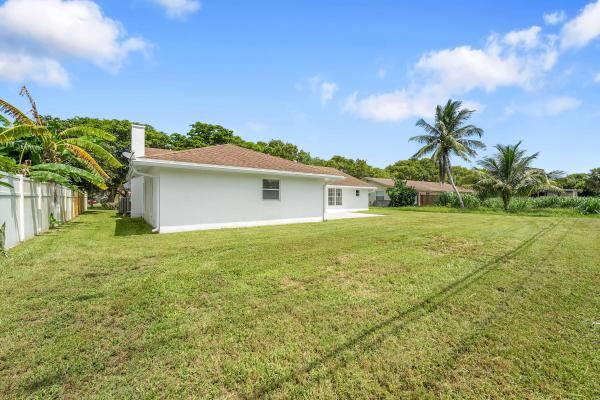 Palm Beach Lakes North, 2114 Echo Lake Dr, West Palm Beach, Florida 33407, image 2