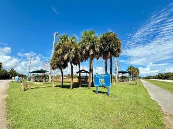 Oak Harbour, 811 Oak Harbour Dr, Juno Beach, Florida 33408, image 1