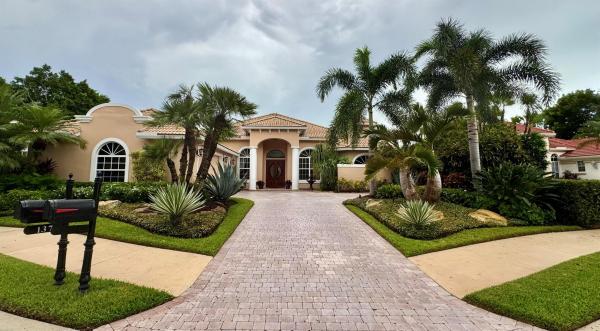 Sabal Pointe, 137 Pembroke Dr, Palm Beach Gardens, Florida 33418, image 1