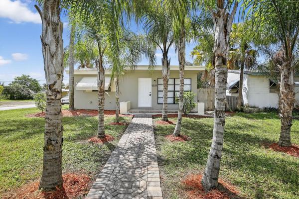 Welwyn Manor, 6338 SW 23rd St, Miramar, Florida 33023, image 1