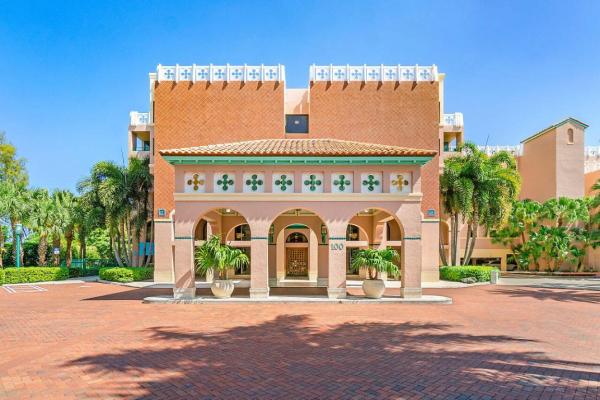 Mizner Court, 140 SE 5th Ave #449, Boca Raton, Florida 33432, image 1