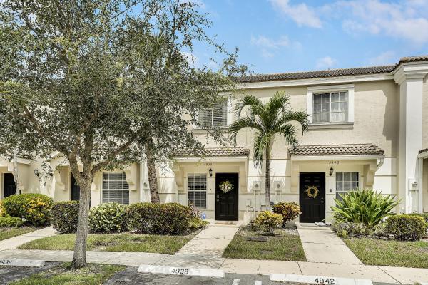 Palmbrooke Townhomes, 4938 Palmbrooke Cir, West Palm Beach, Florida 33417, image 1