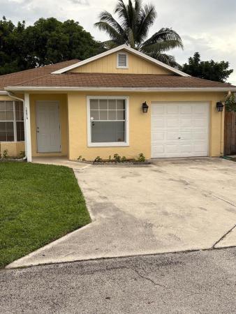 The Courts At Boynton Place, 10076 Boynton Place Cir, Boynton Beach, Florida 33437, image 1
