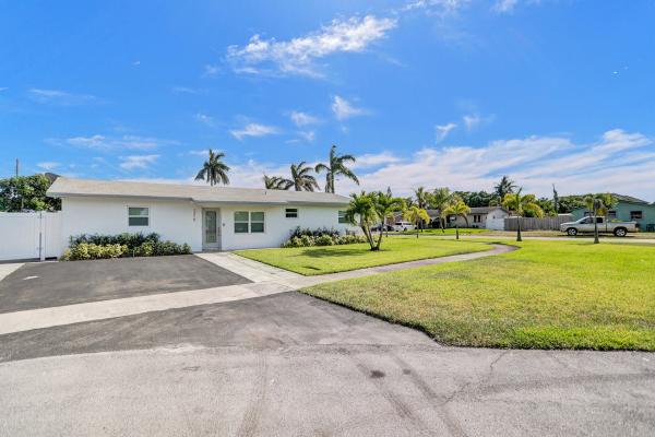 Deerfield Highlands, 1210 SW 10th Ter, Deerfield Beach, Florida 33441, image 1