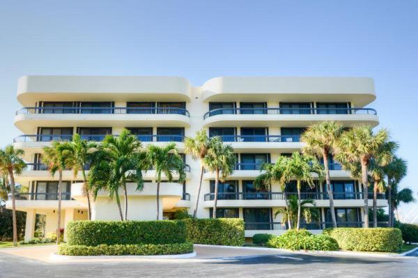 The JIB Club, 50 Beach Rd 104, Tequesta, Florida 33469, image 1
