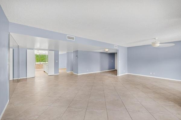 Courtyard, 1100 Surf Rd #109, Riviera Beach, Florida 33404, image 3