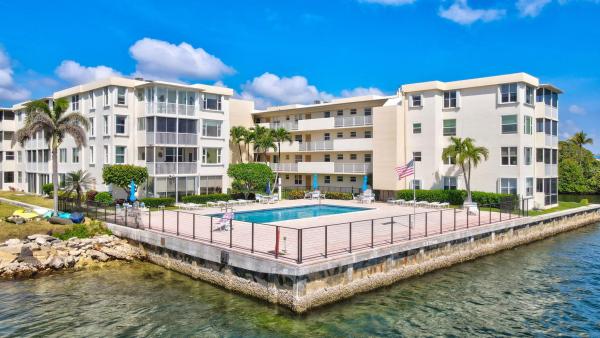 Seacrest Villas, 1820 New Palm Way 202, Boynton Beach, Florida 33435, image 1