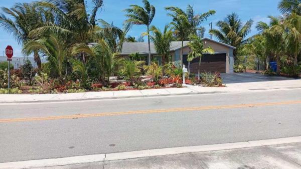 Park Manor, 2900 Avenue H W, Riviera Beach, Florida 33404, image 1