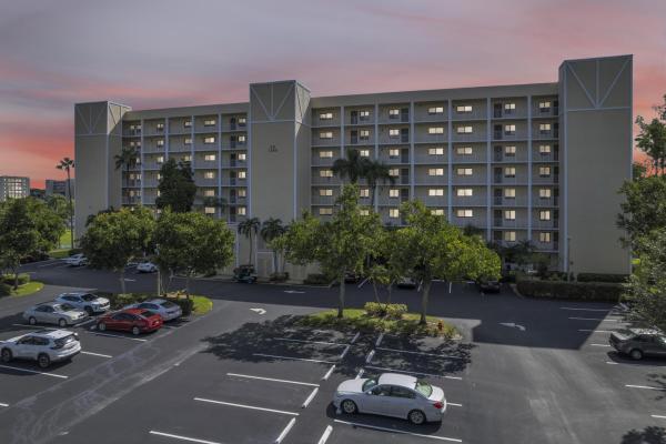 Huntington Lakes 5, 7260 Kinghurst Dr #508, Delray Beach, Florida 33446, image 1