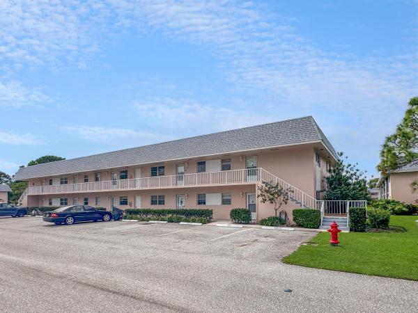 18081 SE Country Club Dr #30-300, Jupiter, Florida 33469, image 1