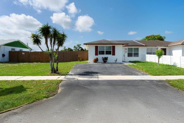 Cannongate, 5042 Grant Ln, West Palm Beach, Florida 33415, image 1